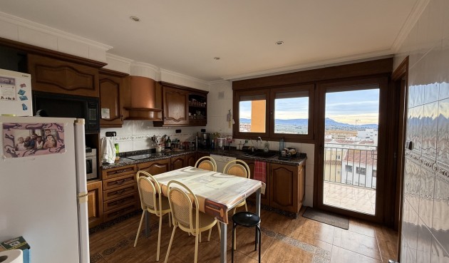 Brukt - Apartment -
Onil - Costa Blanca