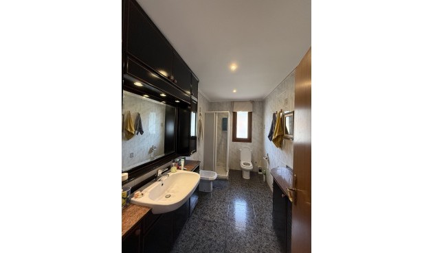 Brukt - Apartment -
Onil - Costa Blanca