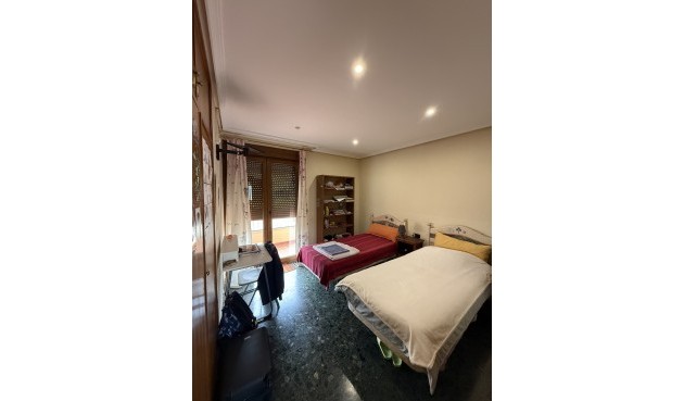 Brukt - Apartment -
Onil - Costa Blanca