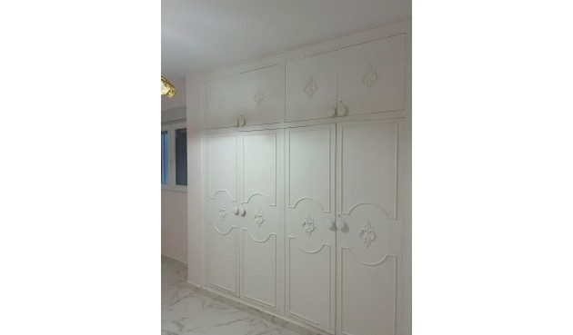 Resale - Apartment -
Torrevieja