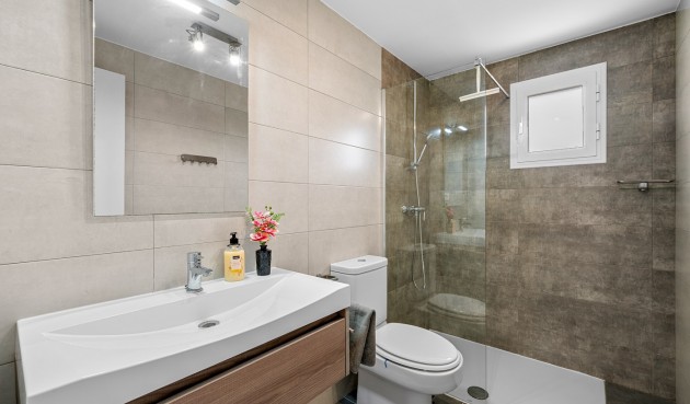 Brukt - Apartment -
Alicante - Costa Blanca