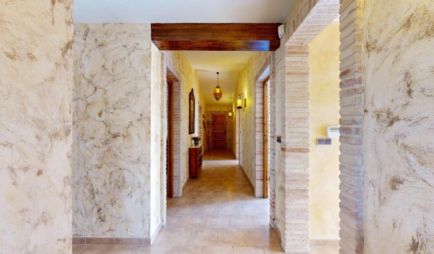 Återförsäljning - Villa -
Orihuela