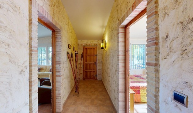 Återförsäljning - Villa -
Orihuela