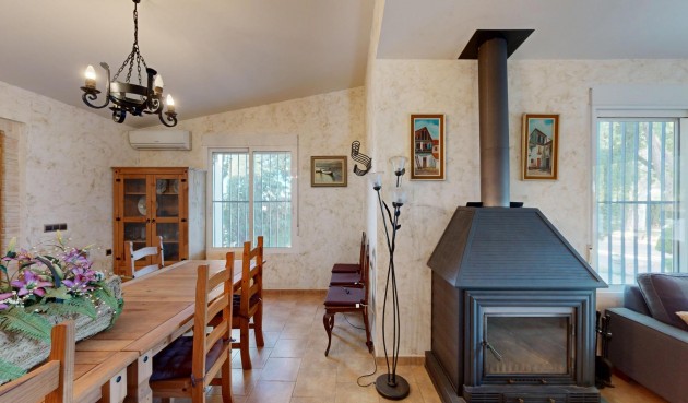 Återförsäljning - Villa -
Orihuela