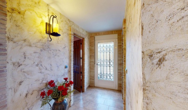 Återförsäljning - Villa -
Orihuela