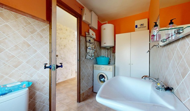 Återförsäljning - Villa -
Orihuela