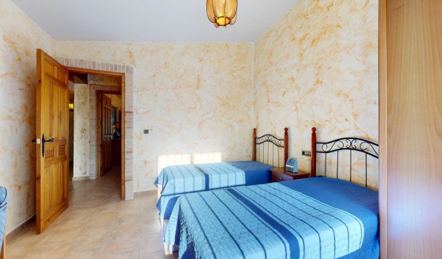 Återförsäljning - Villa -
Orihuela