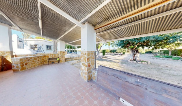 Återförsäljning - Villa -
Orihuela