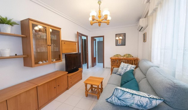 Brukt - Apartment -
Torrevieja - Acequion