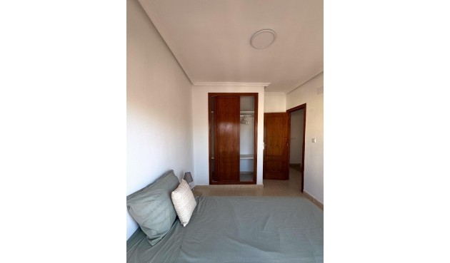 Brukt - Tosidig -
Orihuela Costa - Los Almendros-la Florida