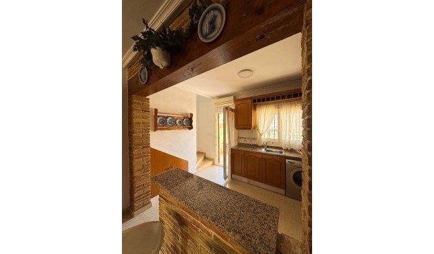 Brukt - Tosidig -
Orihuela Costa - Los Almendros-la Florida