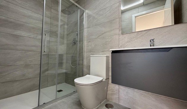 Resale - Apartment -
Torrevieja - Estacion De Autobuses