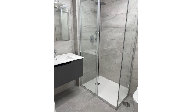 Resale - Apartment -
Torrevieja - Estacion De Autobuses