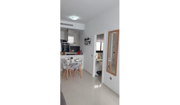 Brukt - Apartment -
Torrevieja - Estacion De Autobuses