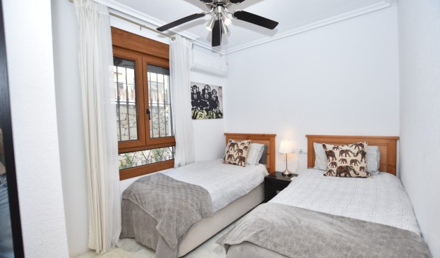 Brukt - Bungalow -
Algorfa - Inland