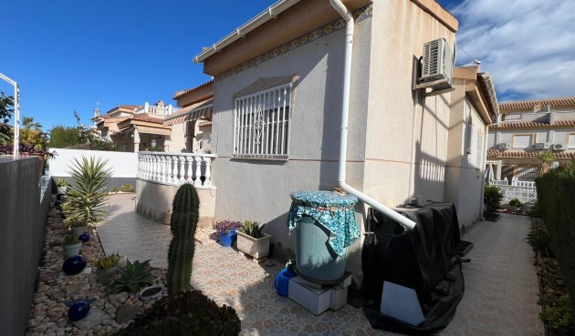 Brukt - Town House -
Algorfa - Inland