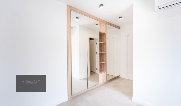 Resale - Villa -
Cabo Roig