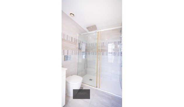 Brukt - Toppleilighet -
Torrevieja - Punta Prima