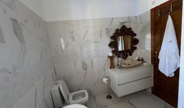 Brukt - Villa -
Dolores - Comunidad Valenciana