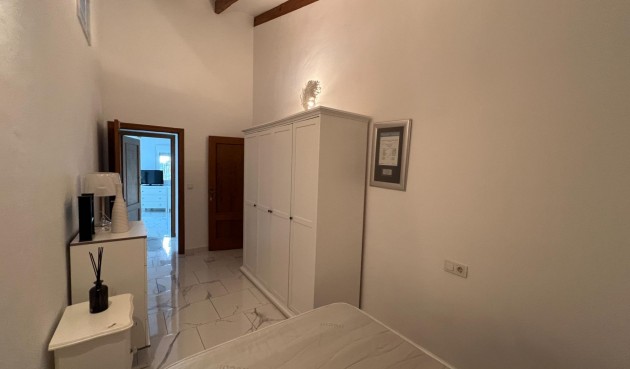 Brukt - Villa -
Dolores - Comunidad Valenciana