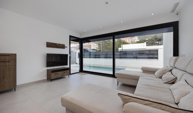 Brukt - Villa -
Pinar de Campoverde - Inland