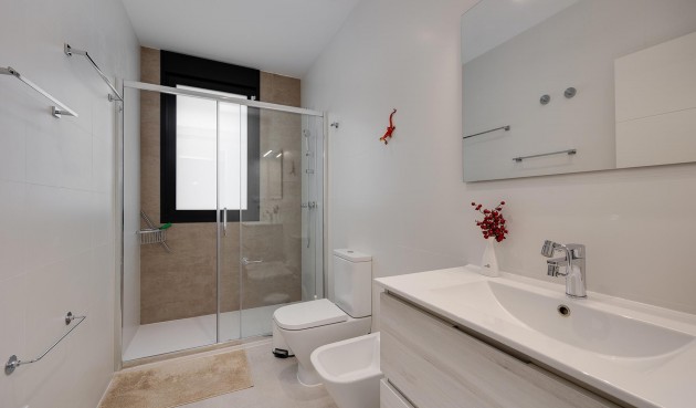 Brukt - Villa -
Pinar de Campoverde - Inland