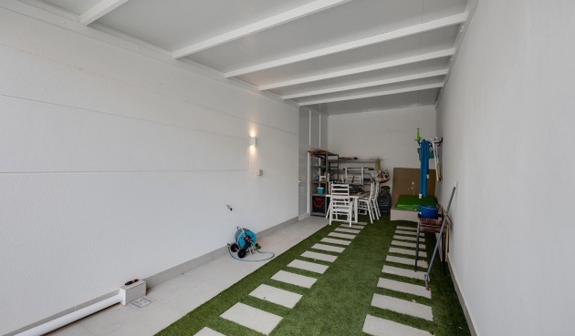 Brukt - Villa -
Pinar de Campoverde - Inland