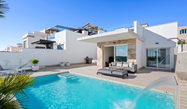 Brukt - Villa -
San Miguel de Salinas - Inland