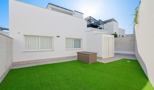 Brukt - Villa -
San Miguel de Salinas - Inland