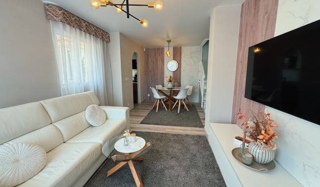 Brukt - Town House -
Ciudad Quesada - Costa Blanca