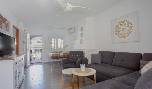 Återförsäljning - Villa -
Orihuela Costa - Costa Blanca