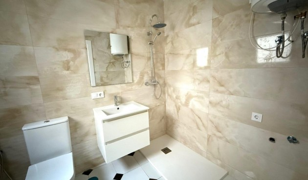 Brukt - Apartment -
Torrevieja - Centro