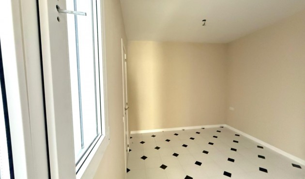 Brukt - Apartment -
Torrevieja - Centro