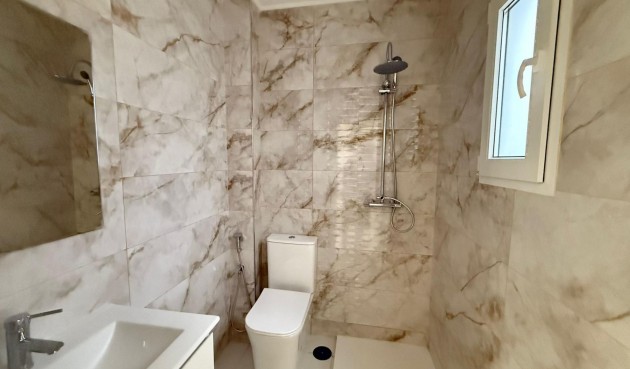 Brukt - Apartment -
Torrevieja - Centro