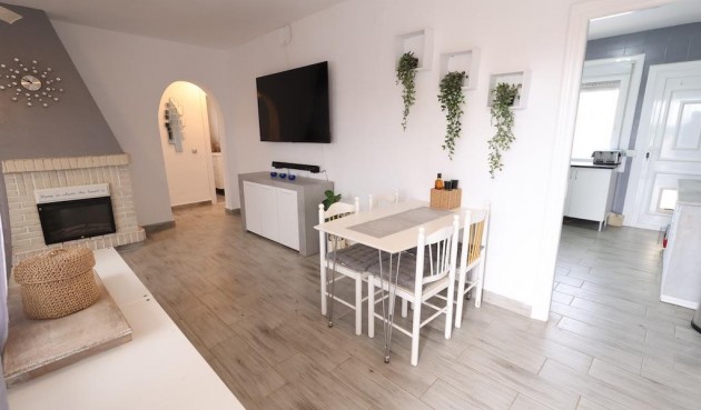 Brukt - Bungalow -
Orihuela Costa - Costa Blanca