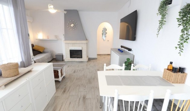 Brukt - Bungalow -
Orihuela Costa - Costa Blanca