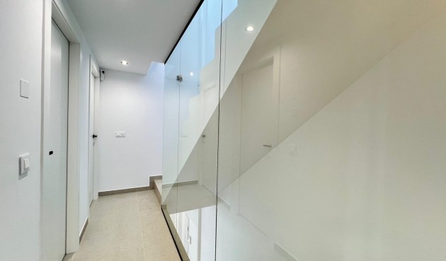 Nybygg - Villa -
Benferri - Benfis Park