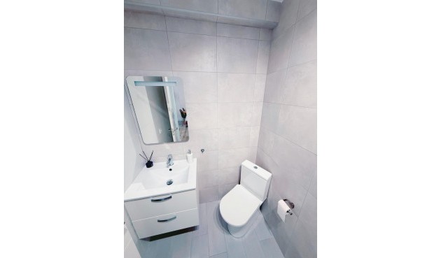 Brukt - Apartment -
Torrevieja - Playa del Cura