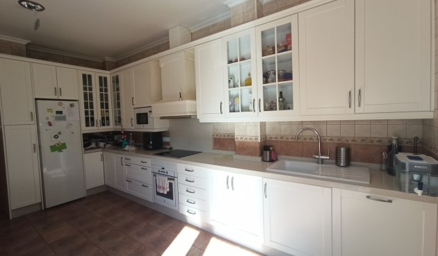 Brukt - Town House -
Roldan - Inland