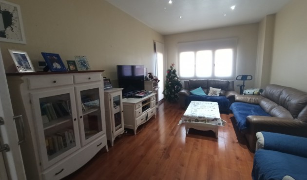 Brukt - Town House -
Roldan - Inland