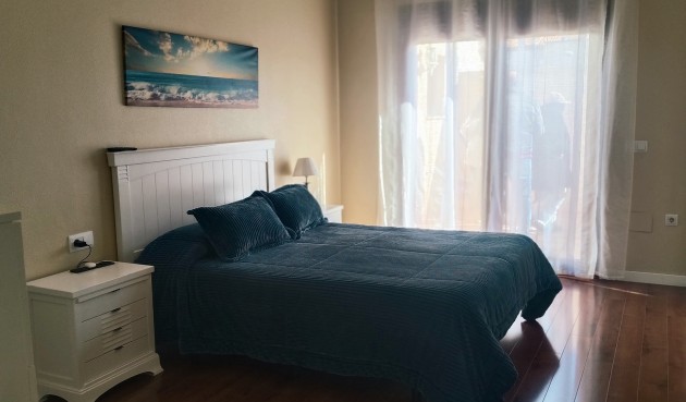 Brukt - Town House -
Roldan - Inland