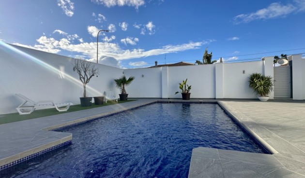 Brukt - Villa -
Rojales - Inland