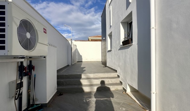 Brukt - Villa -
Rojales - Inland