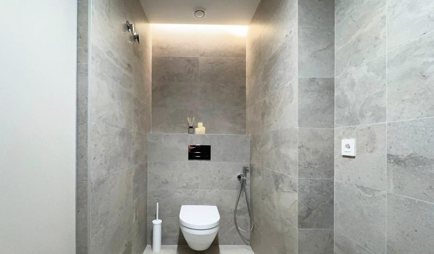 Brukt - Apartment -
Torrevieja - Playa de los Locos