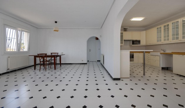 Brukt - Semi Detached -
Torrevieja - La Siesta - El Salado - Torreta