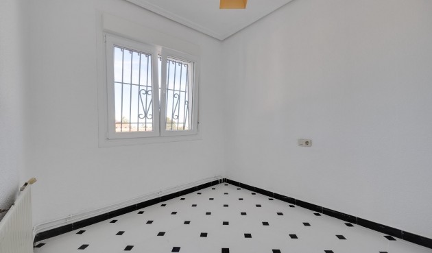 Brukt - Semi Detached -
Torrevieja - La Siesta - El Salado - Torreta