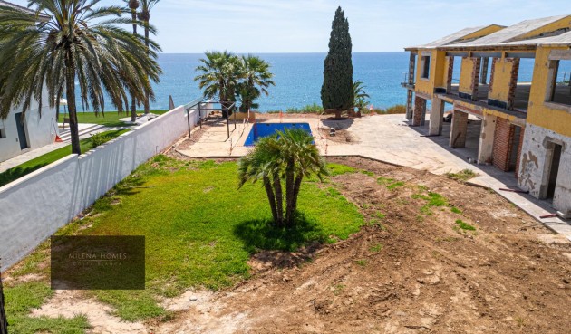 Reventa - Villa -
Cabo Roig