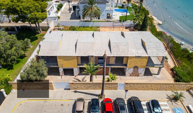 Reventa - Villa -
Cabo Roig