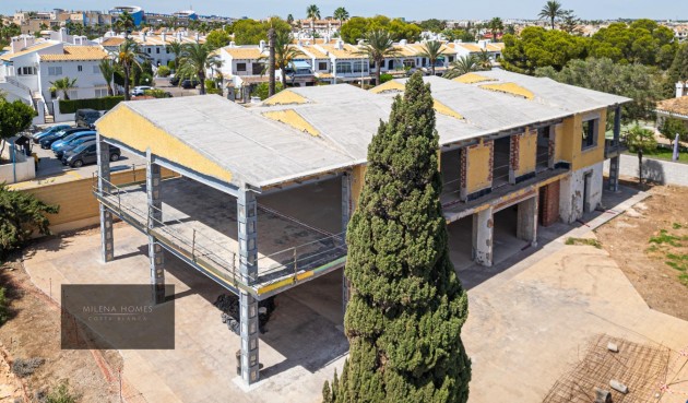 Reventa - Villa -
Cabo Roig