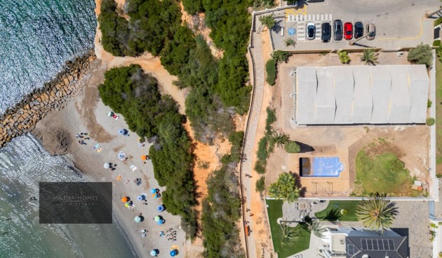 Reventa - Villa -
Cabo Roig